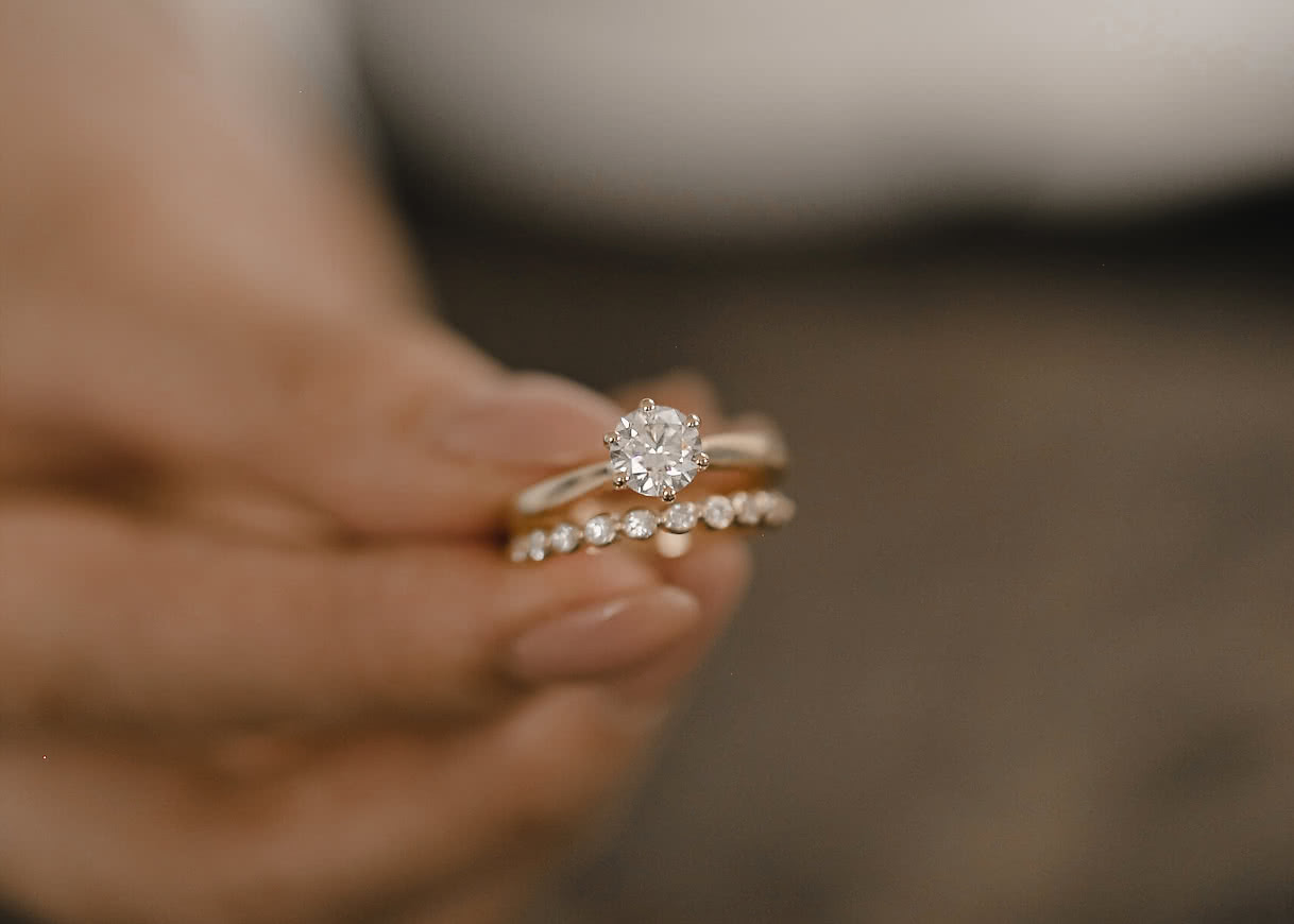 Blanche | Engagement ring | Solitaire ring with diamond | VANBRUUN