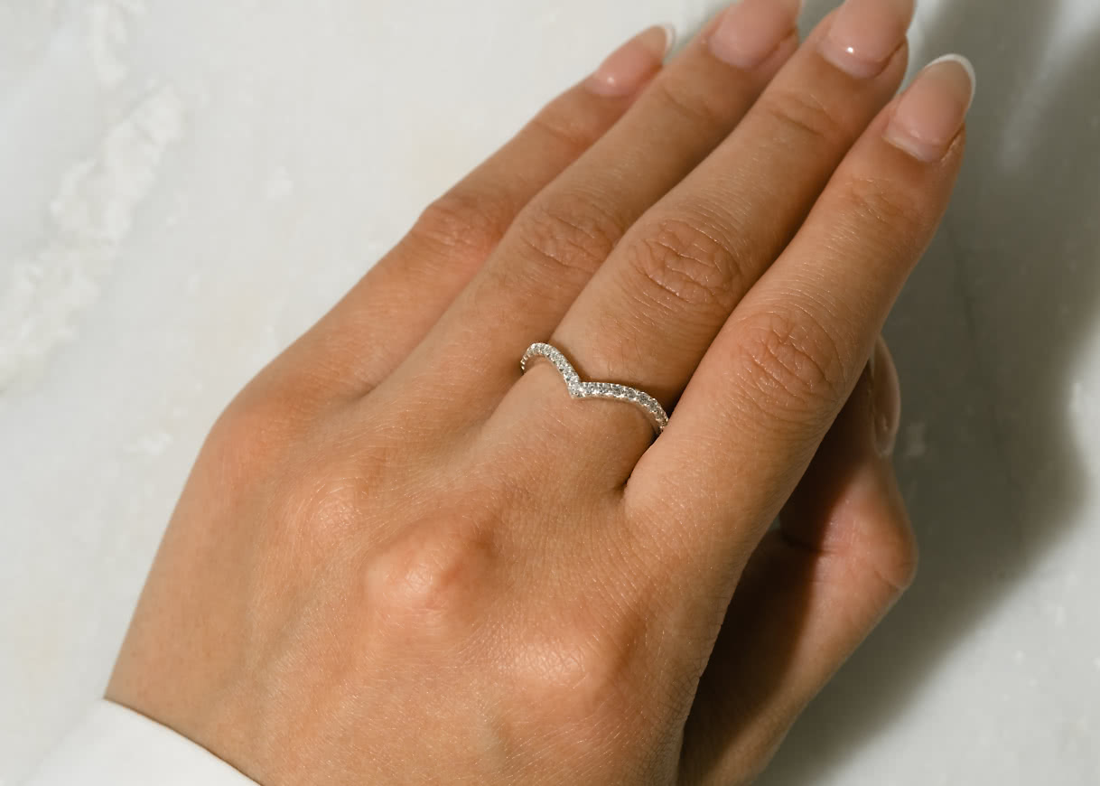 Infinity Knot Ring | Pandora UK