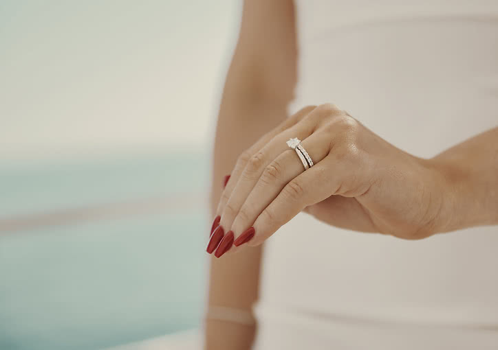 Halo-ring