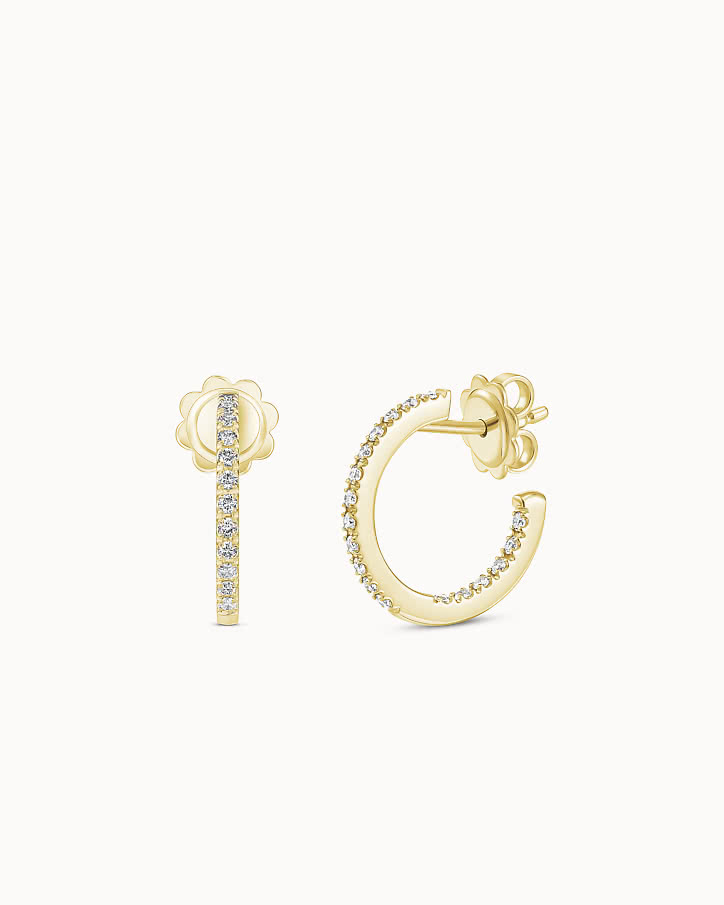 Round hoop earrings in 18K gold with lab-grown diamonds